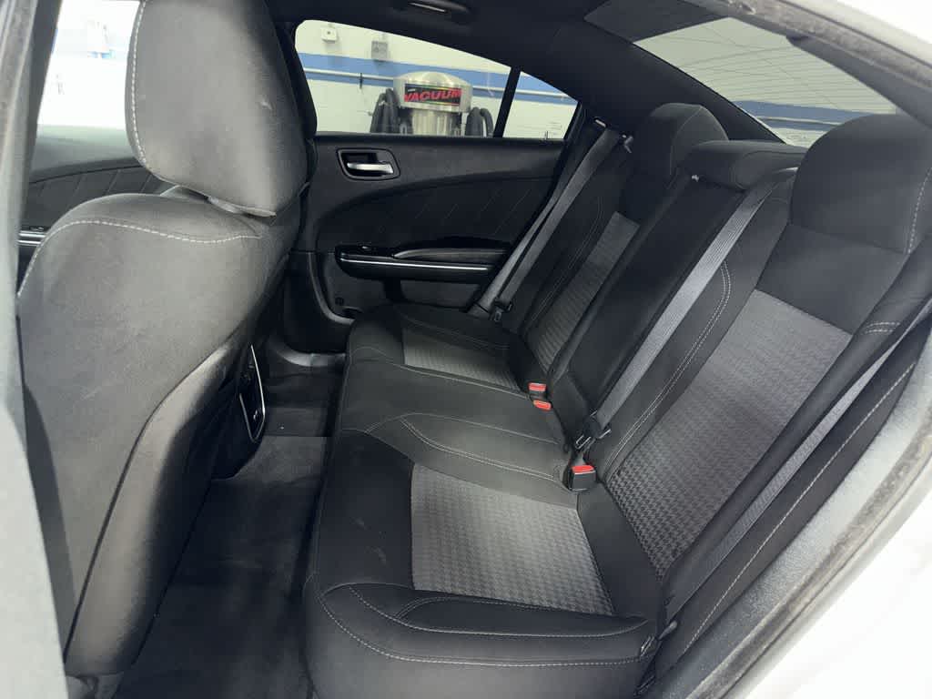 Thumbnail: 2018 Dodge Charger - 17