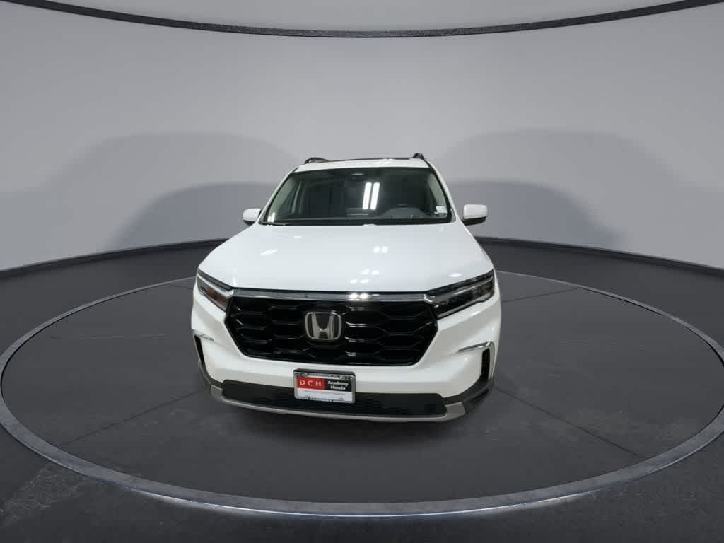 Thumbnail: 2023 Honda Pilot - 3