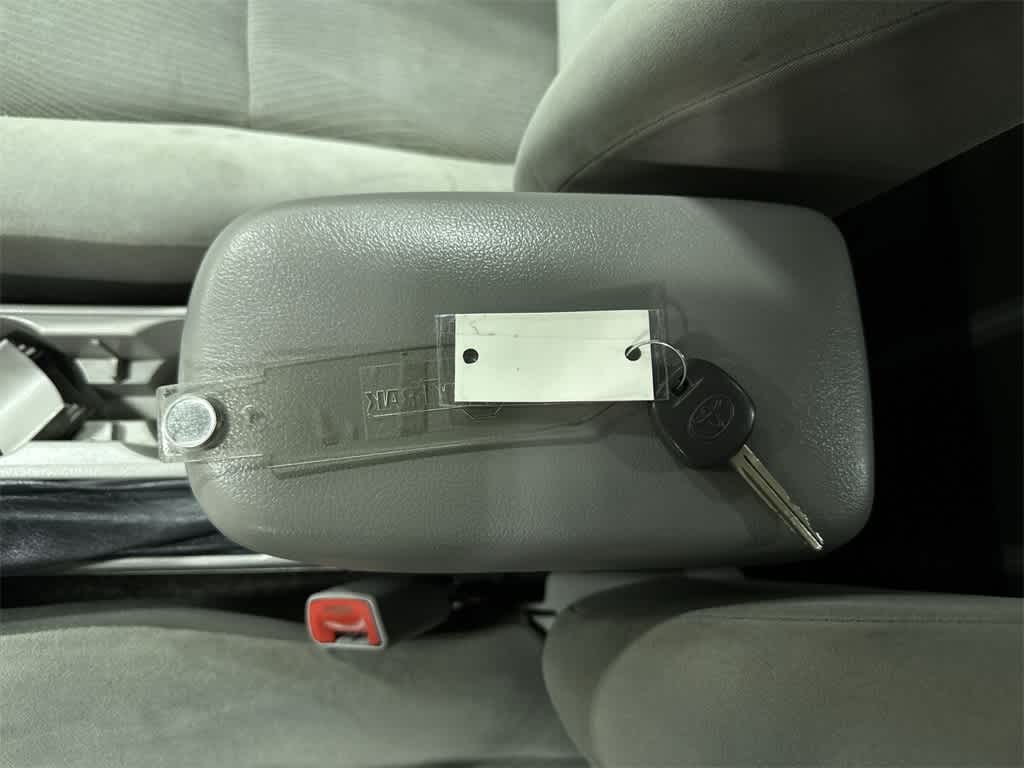 Thumbnail: 2011 Toyota Corolla - 28