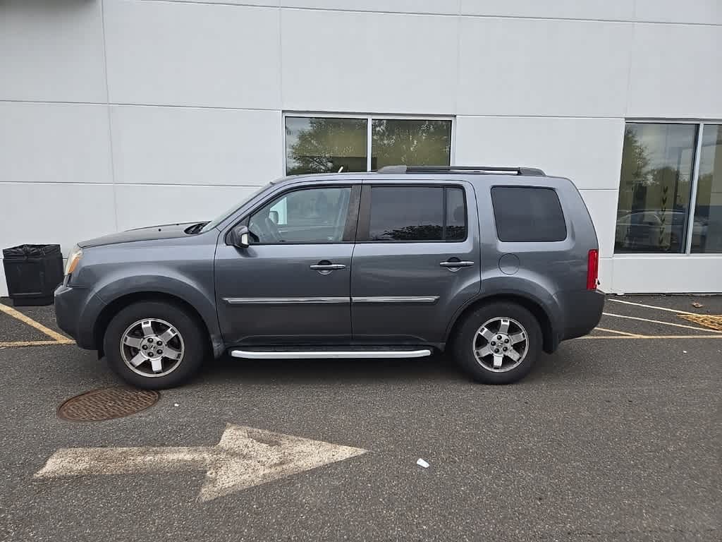 Thumbnail: 2011 Honda Pilot - 10