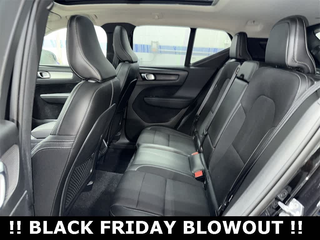 Thumbnail: 2020 Volvo XC40 - 17