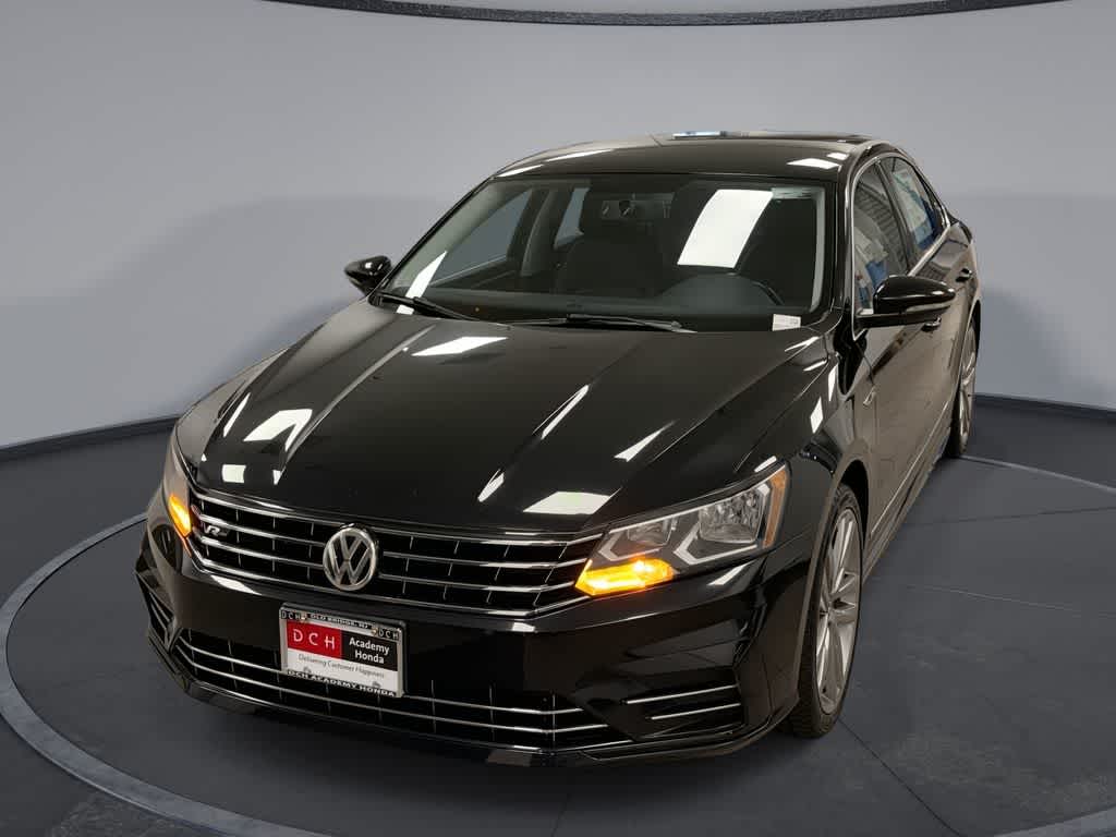 Thumbnail: 2017 Volkswagen Passat - 1