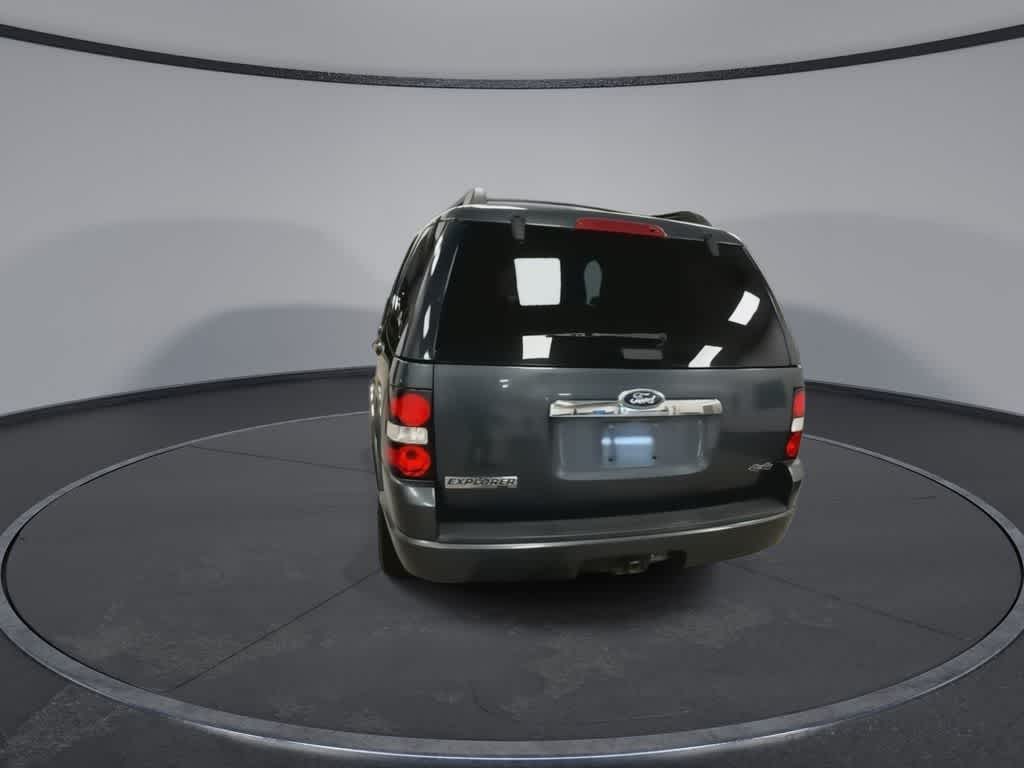 Thumbnail: 2010 Ford Explorer - 7