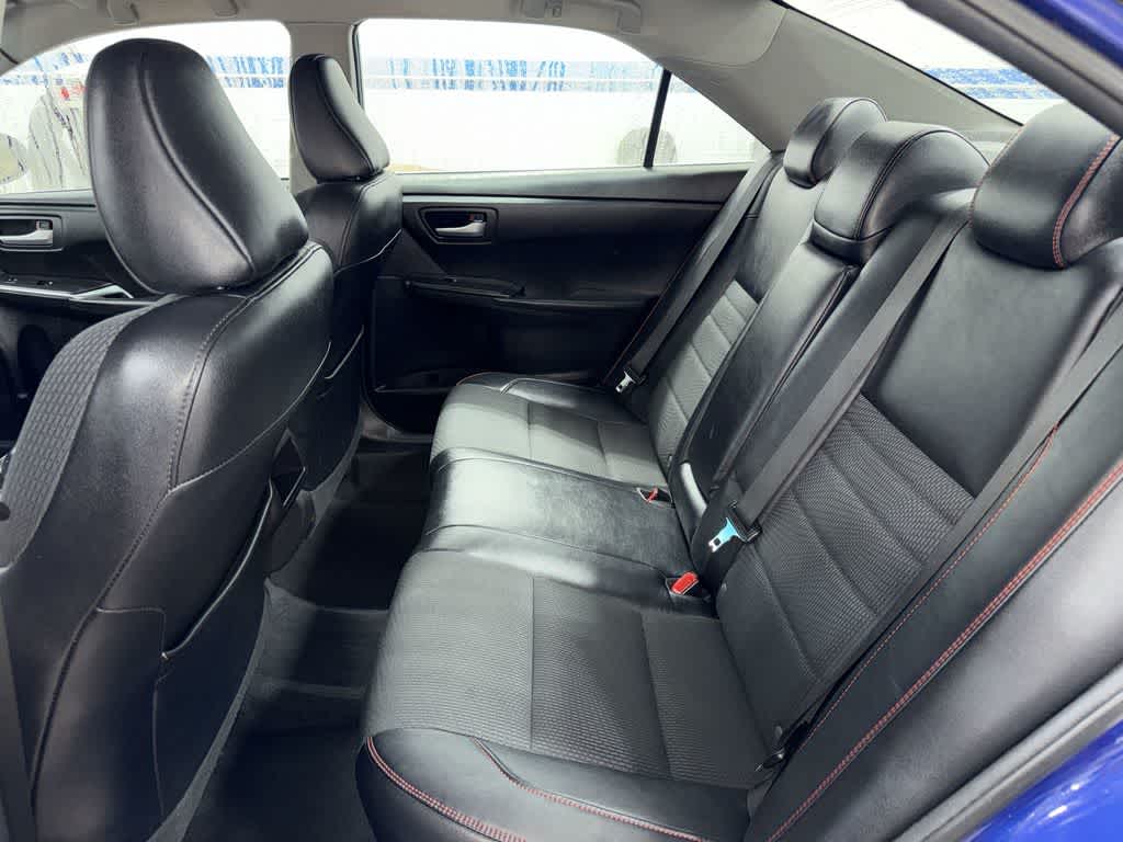 Thumbnail: 2016 Toyota Camry - 15