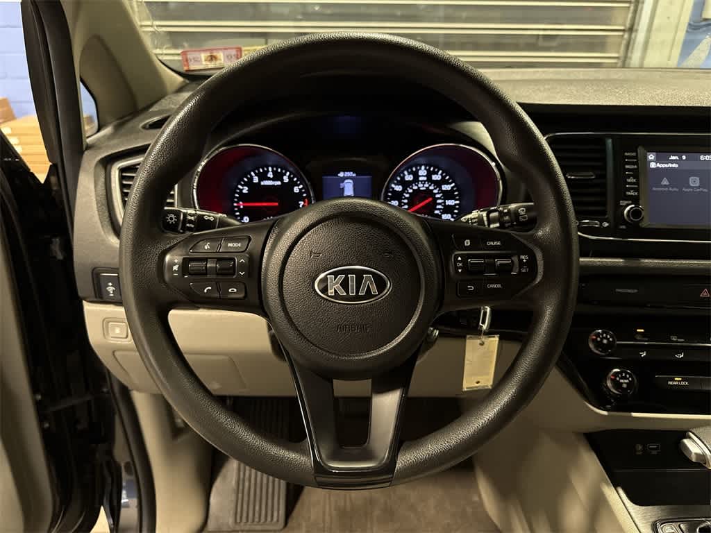Thumbnail: 2019 Kia Sedona - 19