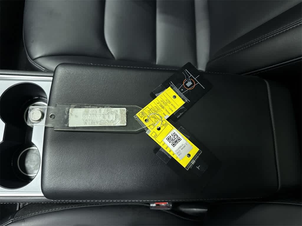 Thumbnail: 2023 Tesla Model 3 - 33