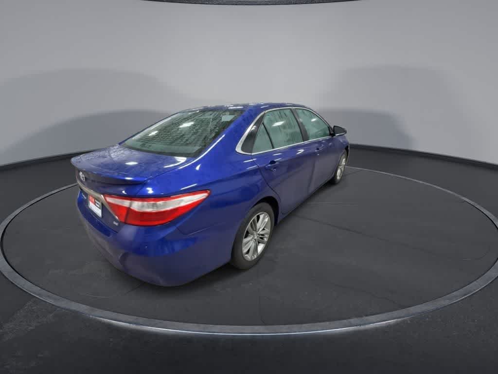 Thumbnail: 2016 Toyota Camry - 8