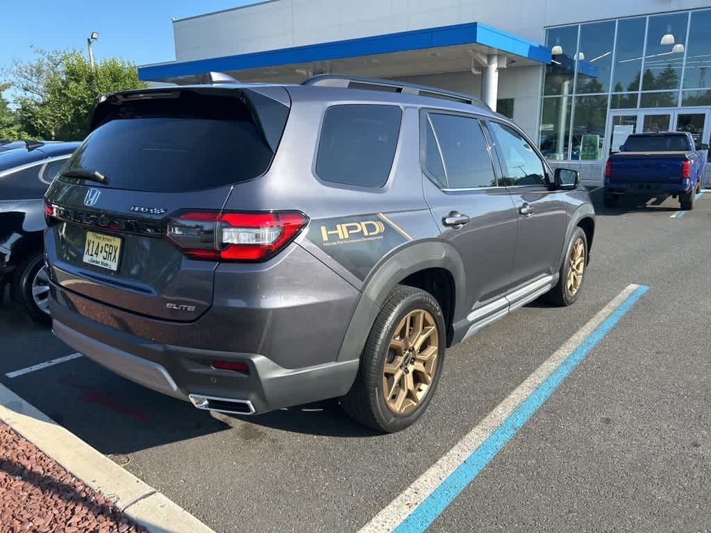 Thumbnail: 2023 Honda Pilot - 7