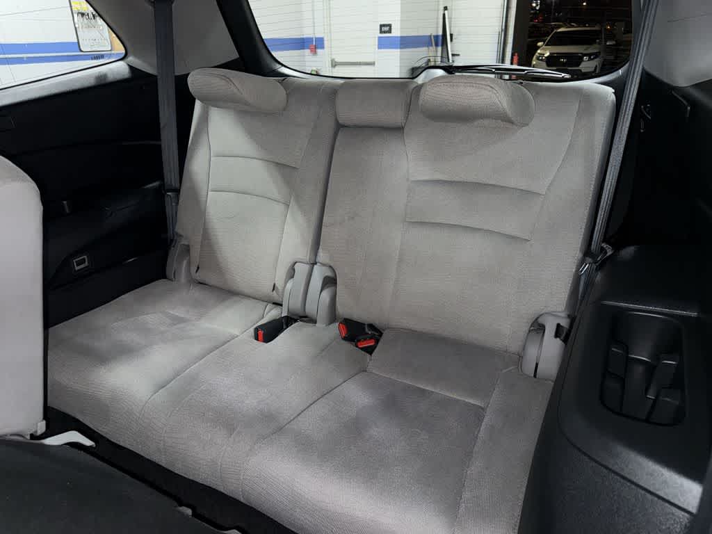 Thumbnail: 2016 Honda Pilot - 18