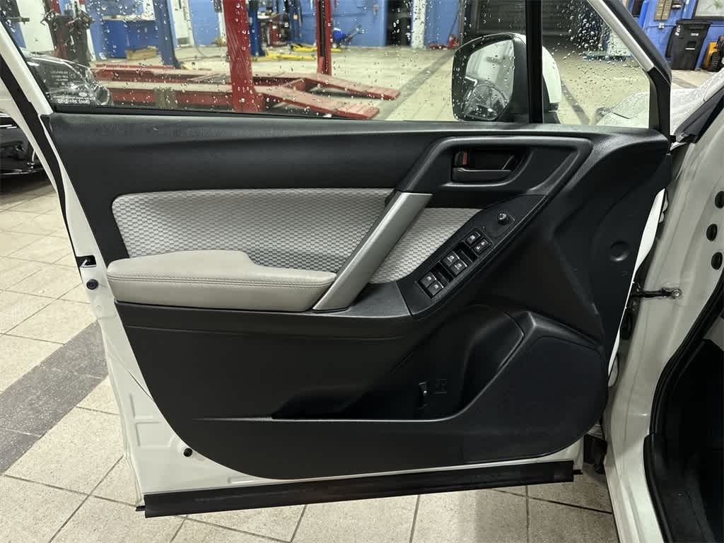 Thumbnail: 2017 Subaru Forester - 30