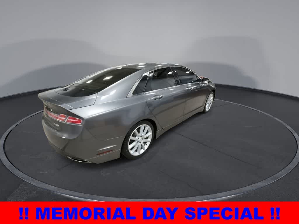 Thumbnail: 2014 Lincoln MKZ - 8
