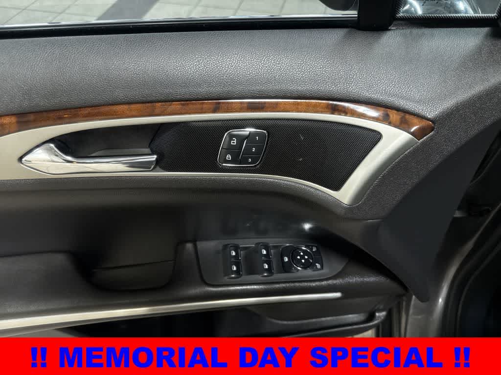 Thumbnail: 2014 Lincoln MKZ - 22