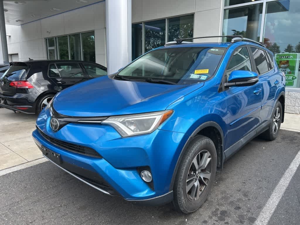 Thumbnail: 2018 Toyota RAV4 - 1