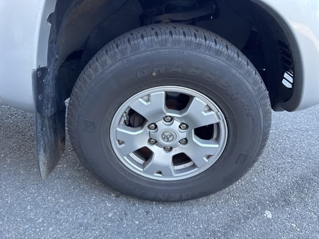 Thumbnail: 2011 Toyota Tacoma - 23