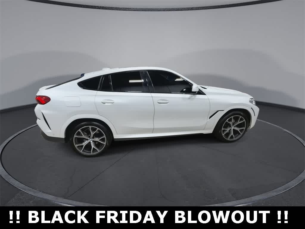 Thumbnail: 2022 BMW X6 - 9
