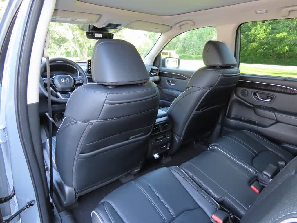Thumbnail: 2025 Honda Pilot - 15