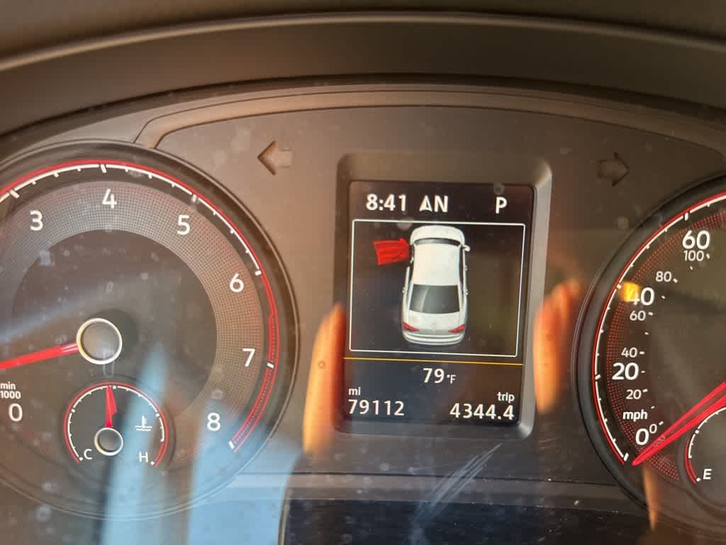 Thumbnail: 2021 Volkswagen Passat - 24
