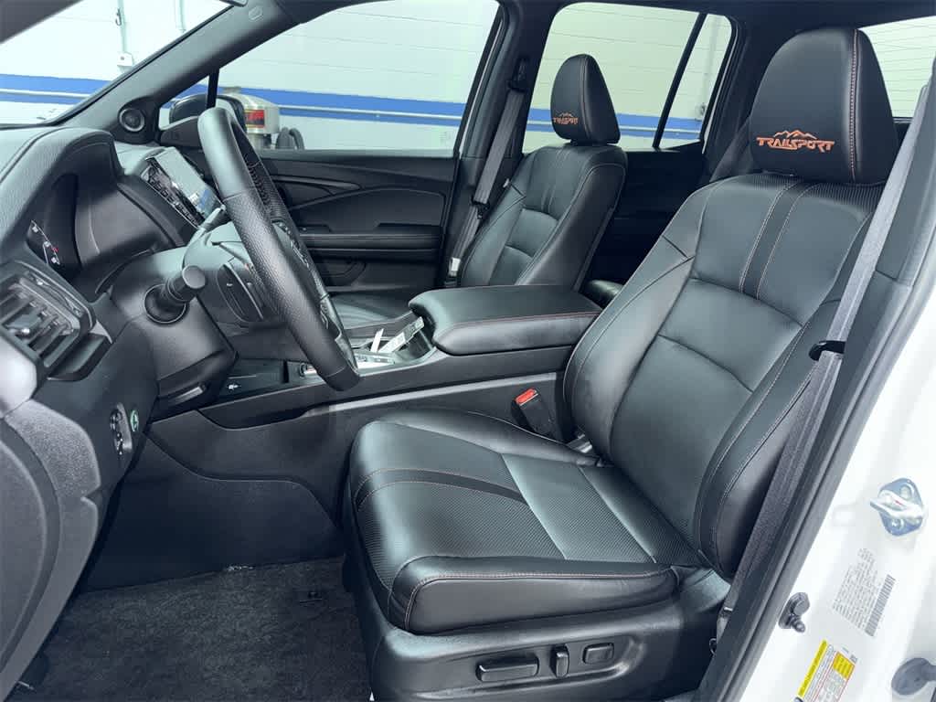 Thumbnail: 2025 Honda Ridgeline - 15