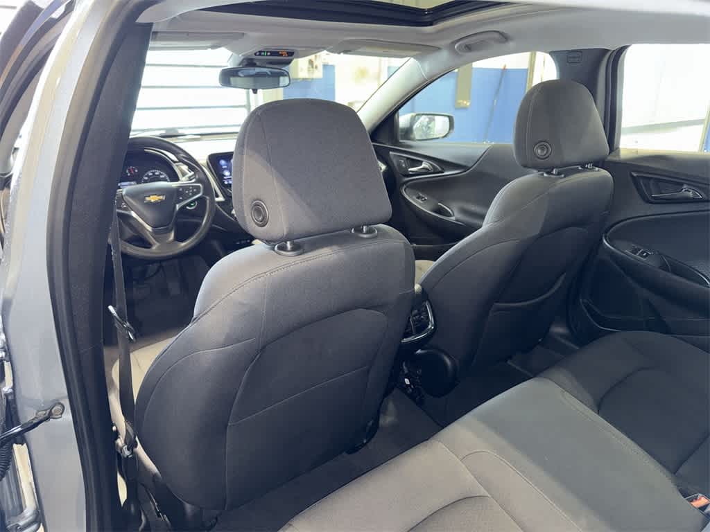 Thumbnail: 2024 Chevrolet Malibu - 28