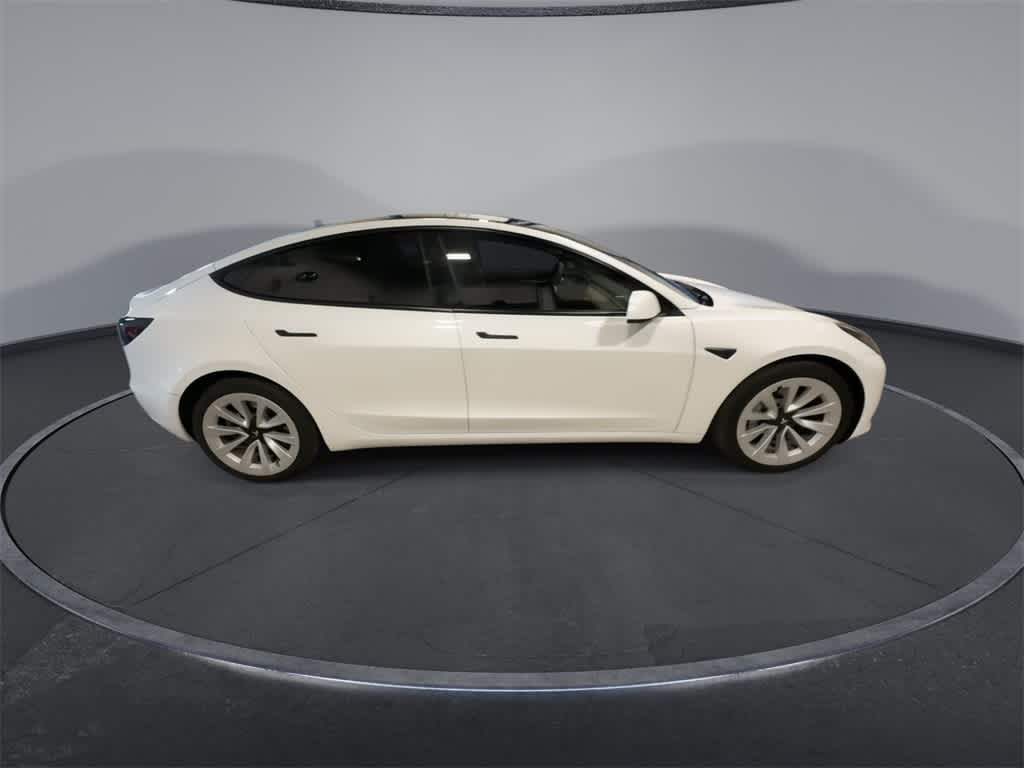 Thumbnail: 2023 Tesla Model 3 - 9