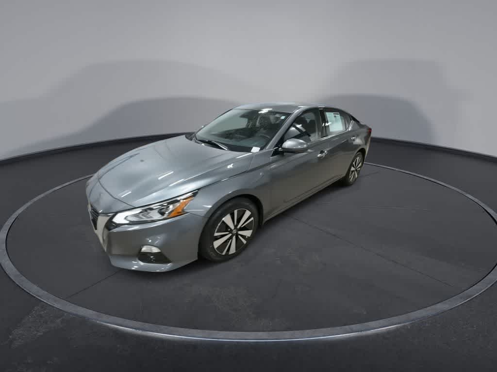 Thumbnail: 2021 Nissan Altima - 4