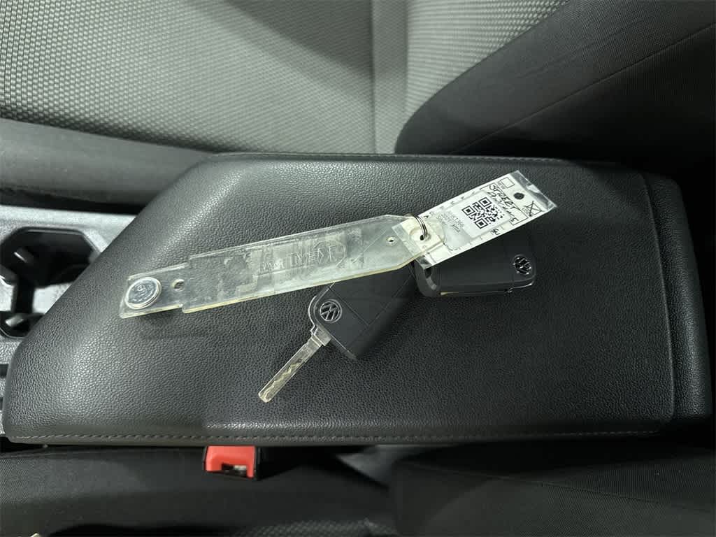 Thumbnail: 2021 Volkswagen Jetta - 28