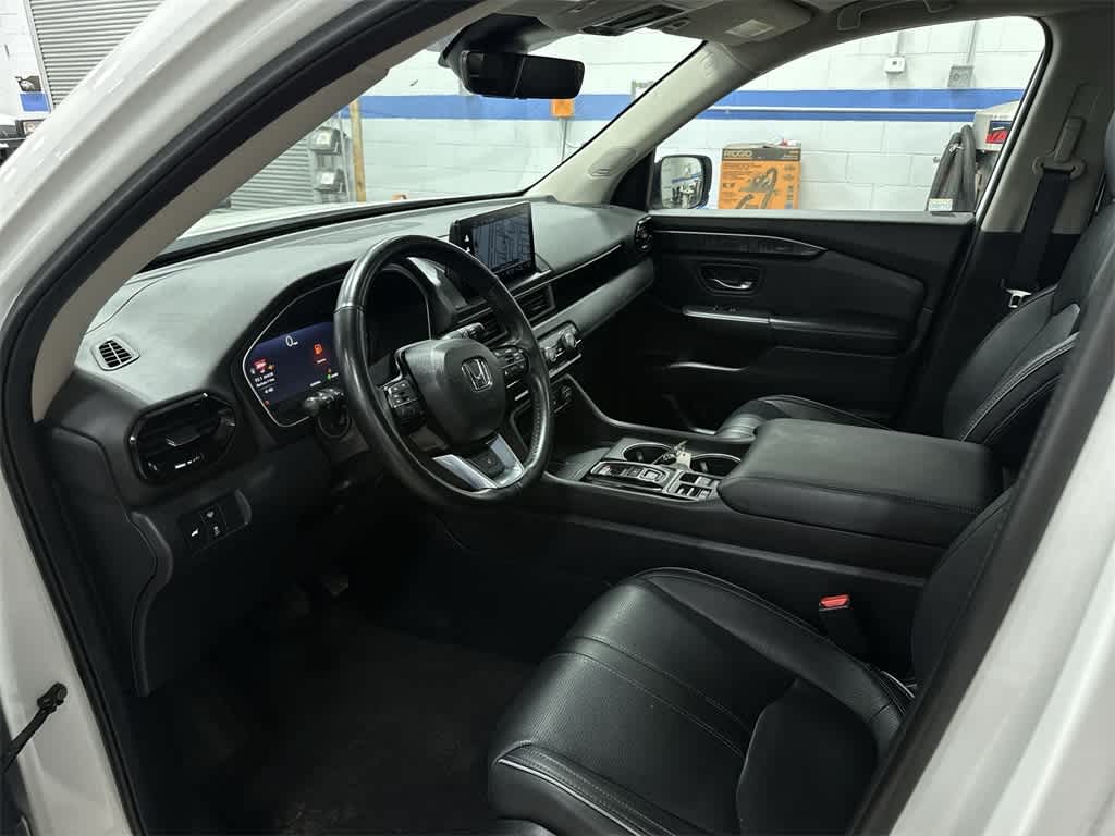 Thumbnail: 2024 Honda Pilot - 34