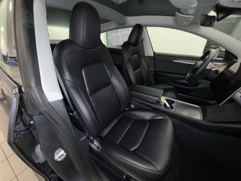 Thumbnail: 2023 Tesla Model 3 - 15