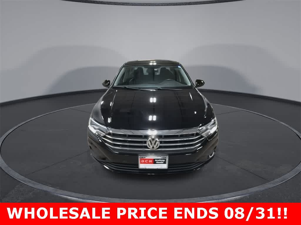 Thumbnail: 2019 Volkswagen Jetta - 3