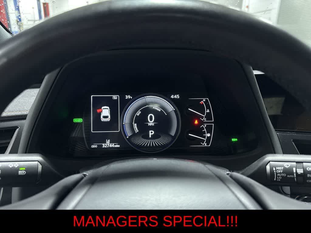 Thumbnail: 2024 Lexus UX - 34