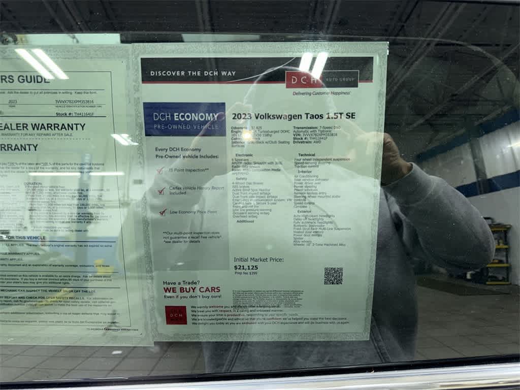 Thumbnail: 2023 Volkswagen Taos - 13