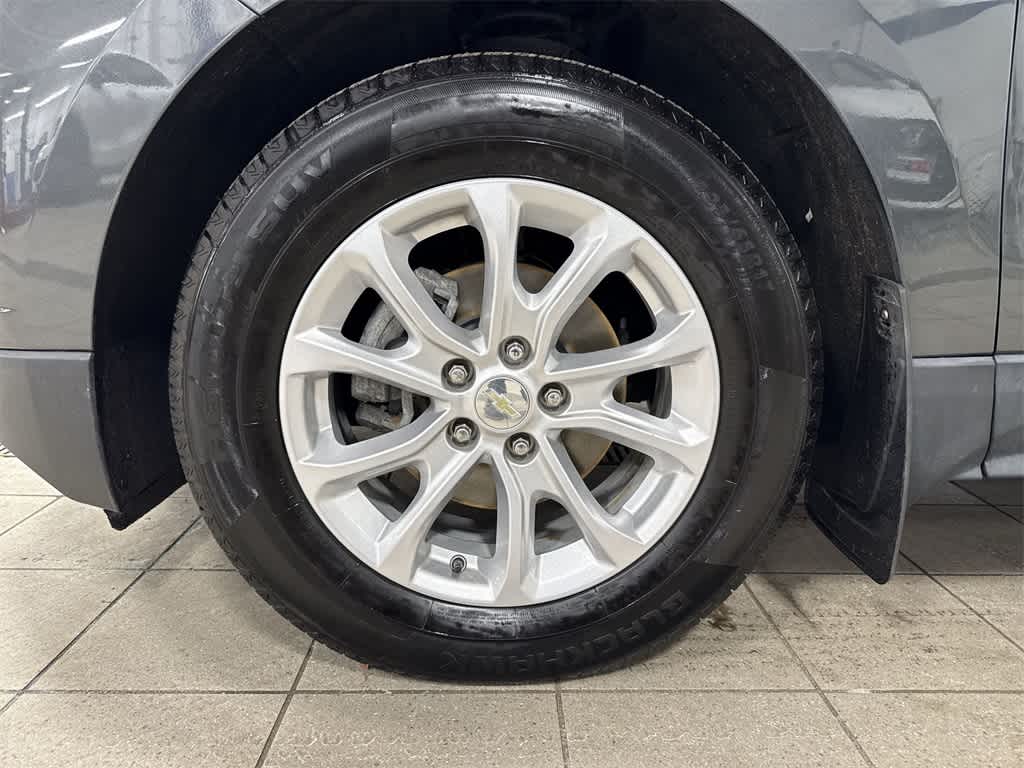 Thumbnail: 2020 Chevrolet Equinox - 10