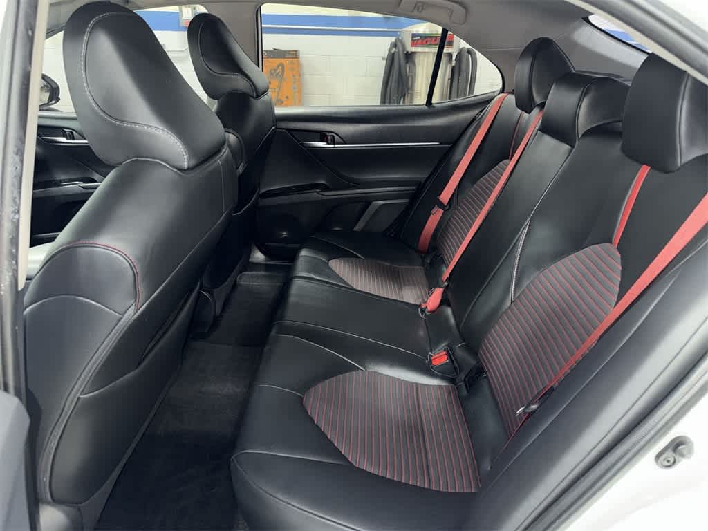 Thumbnail: 2020 Toyota Camry - 17