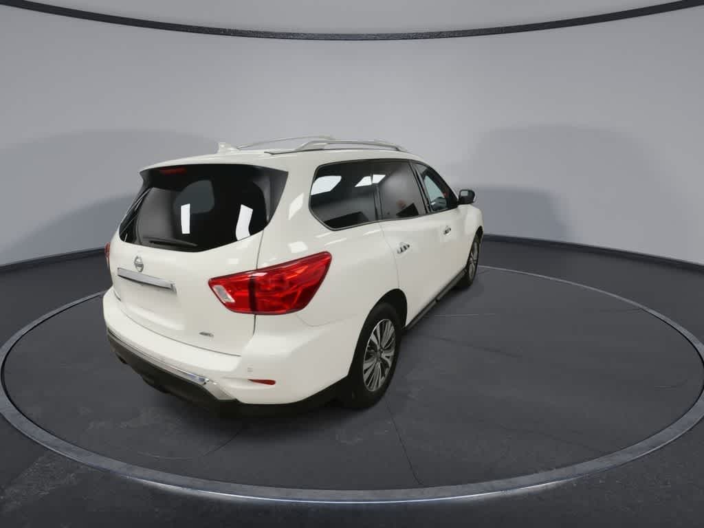 Thumbnail: 2019 Nissan Pathfinder - 8