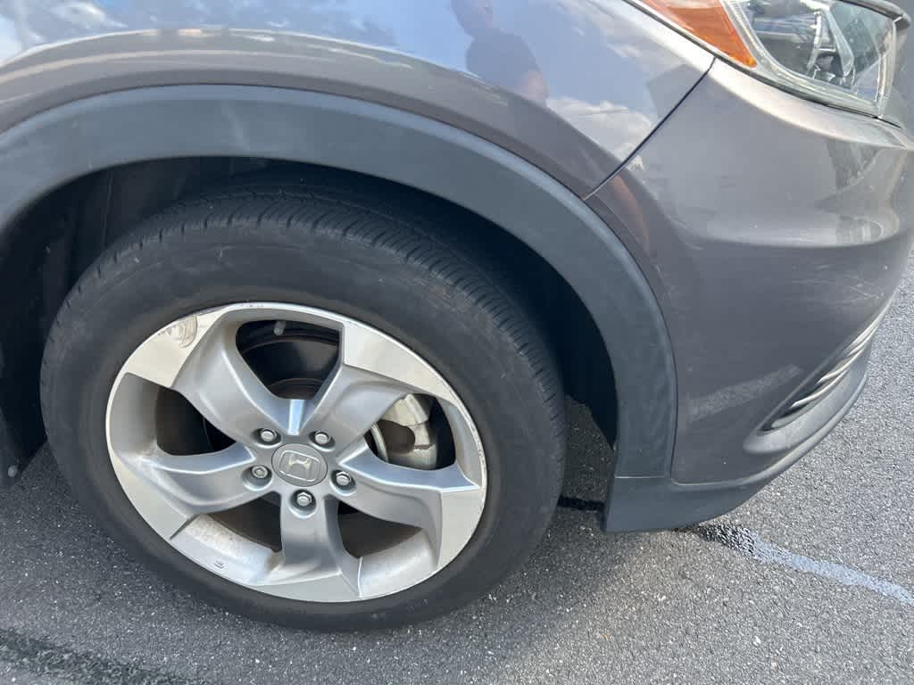 Thumbnail: 2022 Honda HR-V - 4