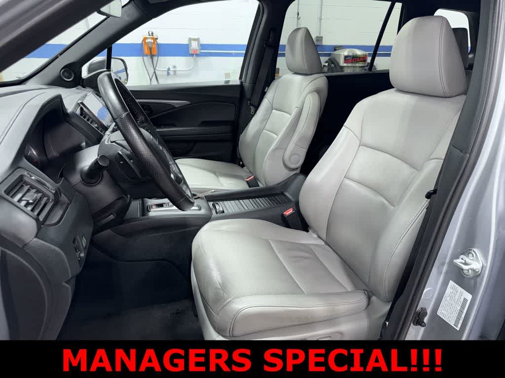 Thumbnail: 2023 Honda Passport - 14