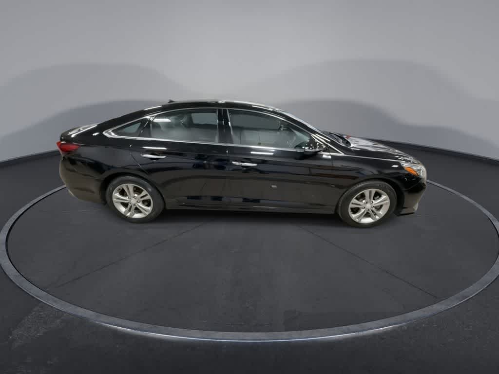 Thumbnail: 2018 Hyundai Sonata - 9