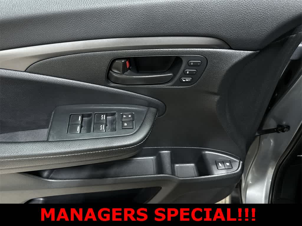 Thumbnail: 2023 Honda Passport - 21