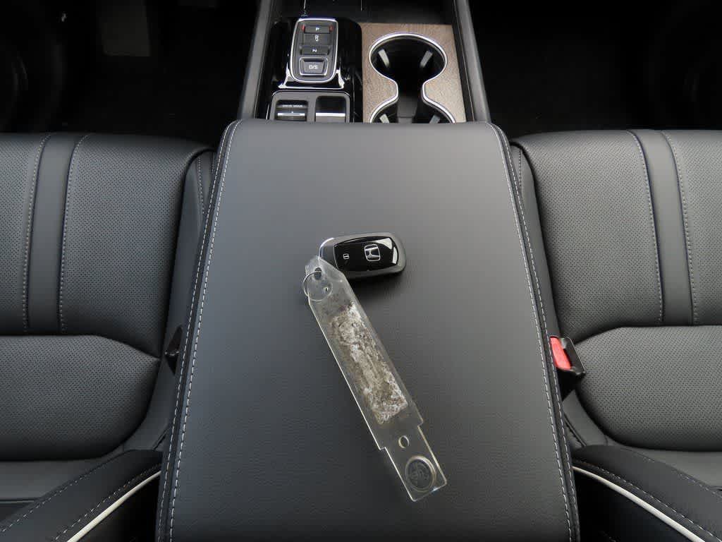 Thumbnail: 2026 Honda Pilot - 32