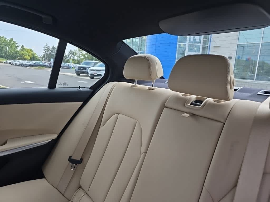 Thumbnail: 2021 BMW 3 Series - 13