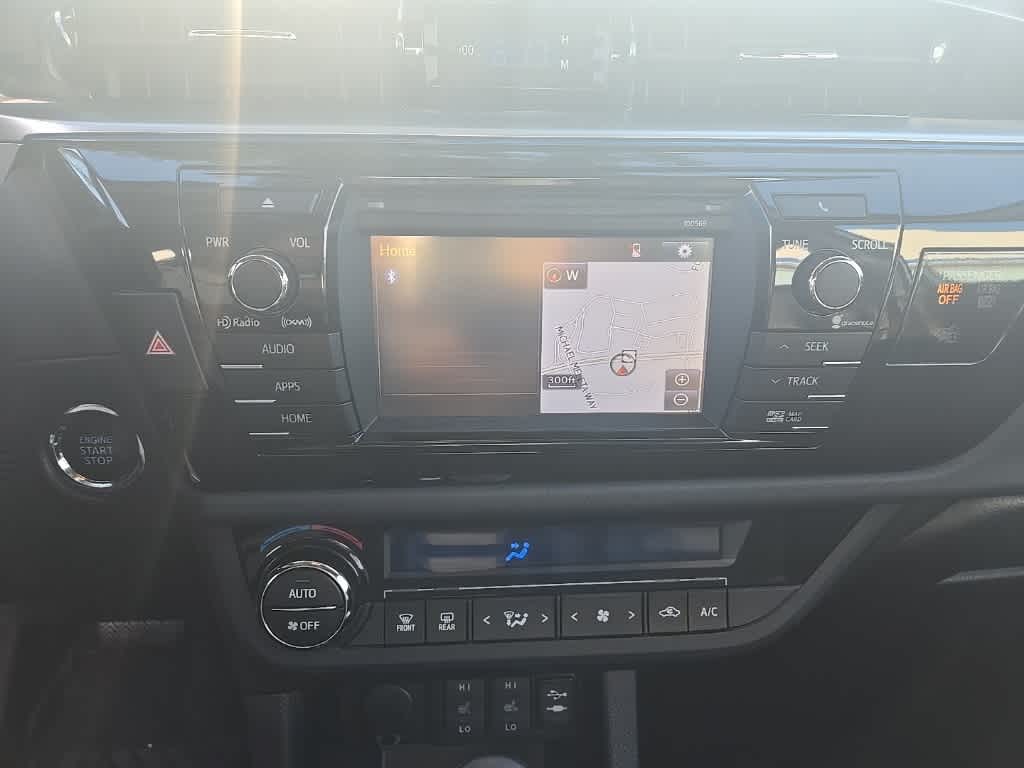 Thumbnail: 2016 Toyota Corolla - 4