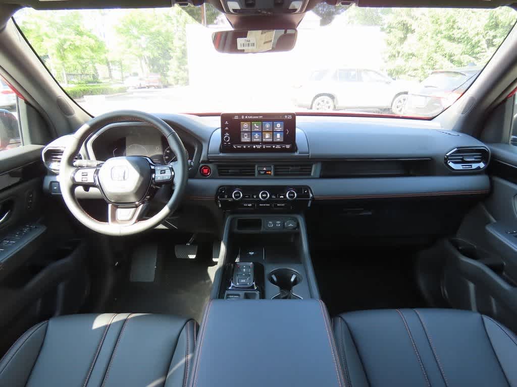 Thumbnail: 2025 Honda Pilot - 18