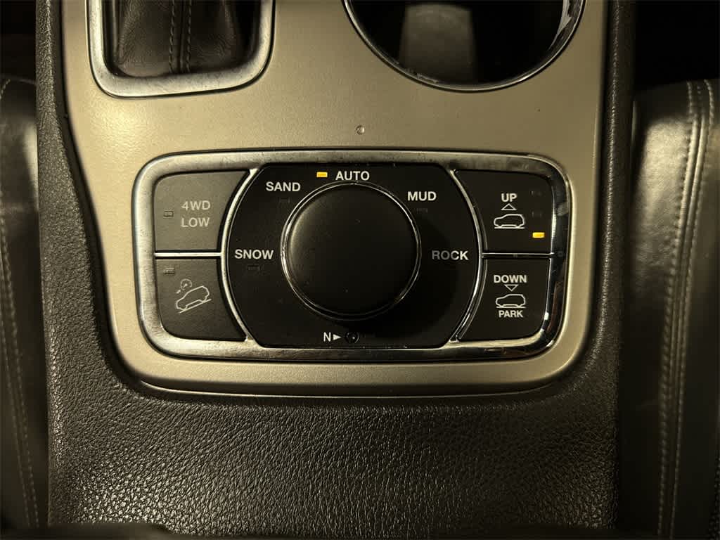 Thumbnail: 2019 Jeep Grand Cherokee - 39