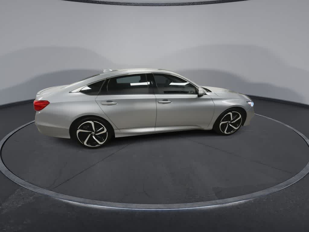 Thumbnail: 2018 Honda Accord - 9