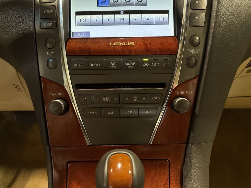 Thumbnail: 2011 Lexus ES - 31