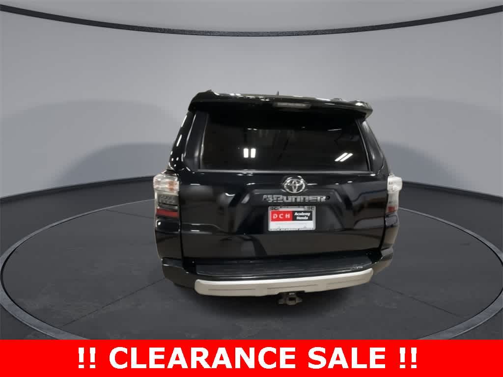 Thumbnail: 2019 Toyota 4Runner - 7