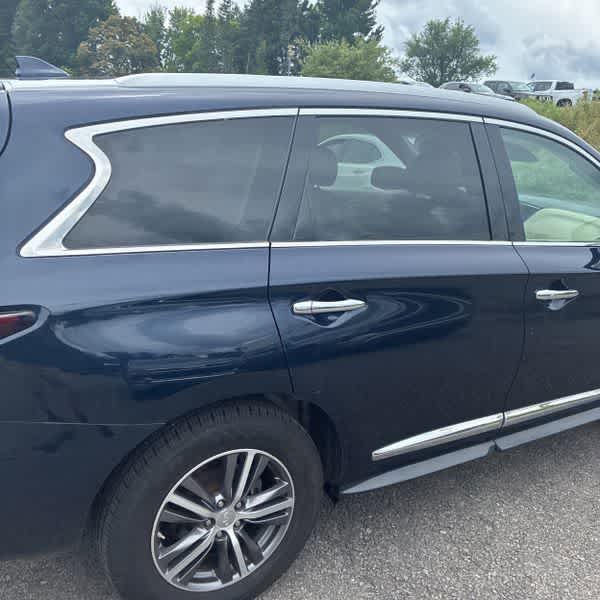 Thumbnail: 2019 INFINITI QX60 - 9