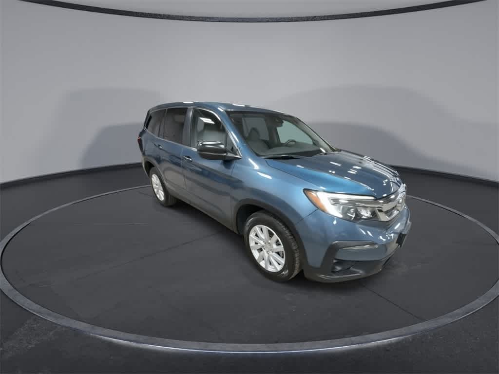 Thumbnail: 2019 Honda Pilot - 2