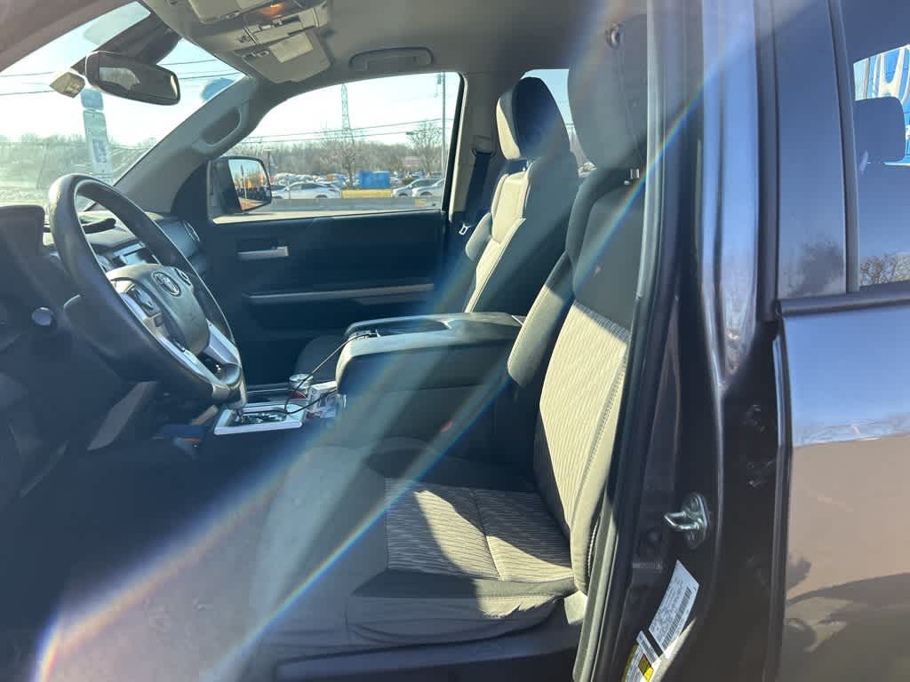 Thumbnail: 2020 Toyota Tundra - 26