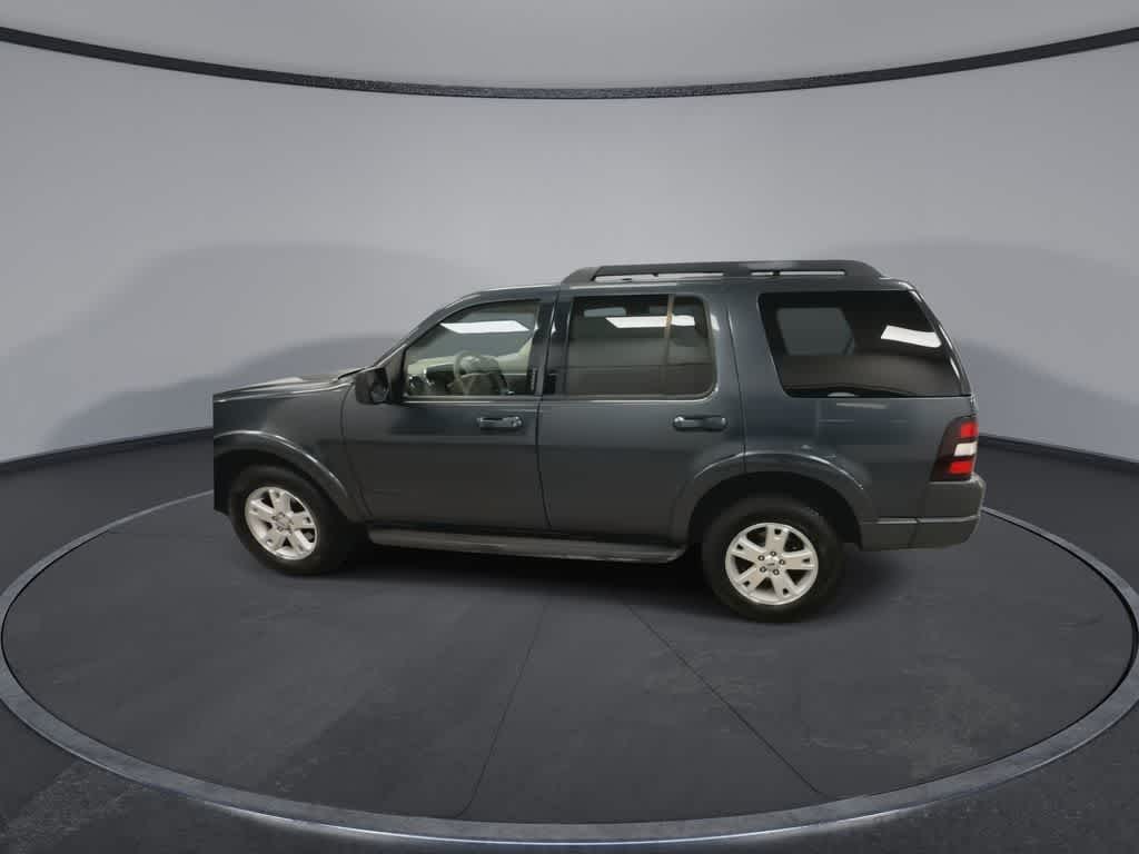 Thumbnail: 2010 Ford Explorer - 6